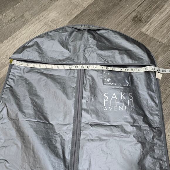 Saks Fifth Avenue Gray Plastic Garment Clothes Zip Fold Up Storage Bag - Picture 8 of 10